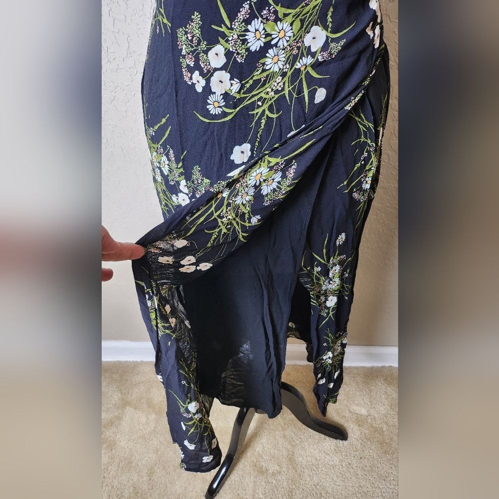 Reformation Kourtney Floral Print Midi Dress Black Size 4 - Picture 8 of 11